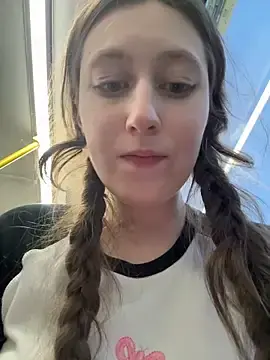 Stripchat Free Porn Cam of FroggyAnna
