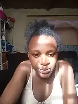 Stripchat Free Live Porn of Modelaura