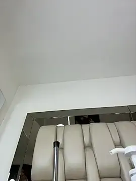 Stripchat Live Sex of ALISSON_FOXXX1