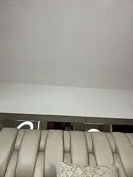 Stripchat Free Live Porn of ALISSON_FOXXX1