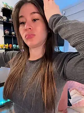 Stripchat Live Sex Cam of Sharon_07