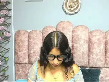 Stripchat Live Sex Cam of cloyks