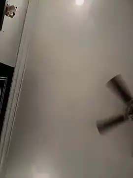 Stripchat Live Sex Cam of ThicBunz