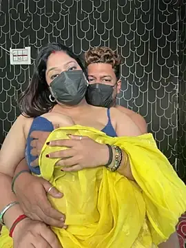 Stripchat Sex Cam of James_Jennifer_G