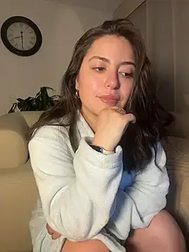 Stripchat Live Sex Cam of sukhakunis1