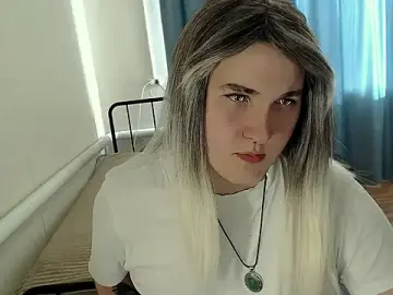 Stripchat Adult Webcam of EvaMiron