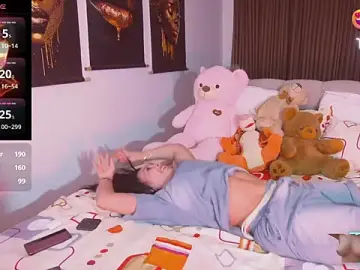 Stripchat Free Porn Cam of ReiyaRey