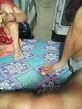 Stripchat Sex Chat of Super_bhabhi_Indian