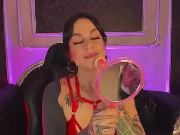 Stripchat Free Porn Cam of MeganDraco_