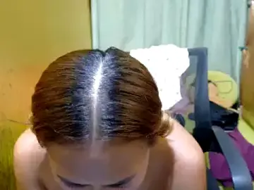 Stripchat Live Sex Cam of xxloveheart