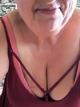 Stripchat Adult Webcams of KICIA10