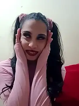 Stripchat Live Sex Cam of molymeneses