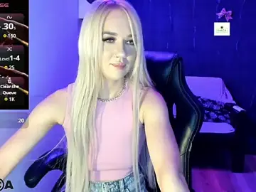 Stripchat Free Porn Cam of CrystalGirl99