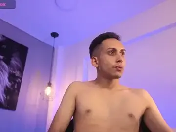 Stripchat Live Sex Cam of Zack_isback