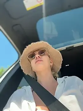 Stripchat Free Porn Cam of NewLale