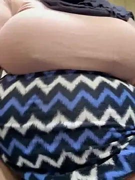Stripchat Watch Live Sex Cams of sweetmuslim01
