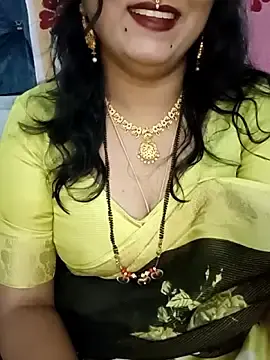 Stripchat Sex Cam of Urmila_kannada_telugu