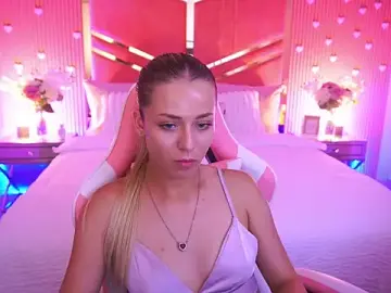 Stripchat Best live sex cam show of DoveLovee