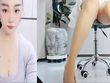 Stripchat Free Porn Cam of Latte-01