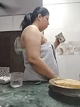 Stripchat Live Porn of Jann_Riya333