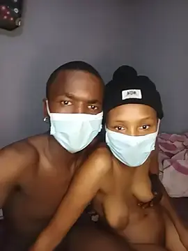 Stripchat Free Live Porn of BigAndPuddin