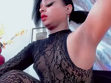 Stripchat Sex Cam of bellatrixx_69