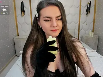 Stripchat Free Live Porn of XenaBev