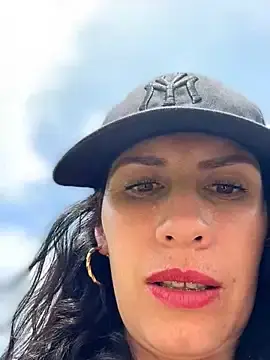 Stripchat Watch Live Sex Cams of Alysson--