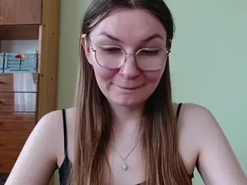 Stripchat Nude Webcam of LooveELLYx