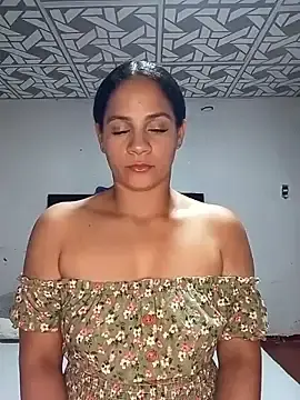 Stripchat Free Live Porn of cieloo_777