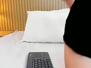 Stripchat Adult Webcam of _yeye