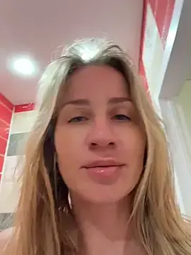 Stripchat Sex Cam of AnnaMist_