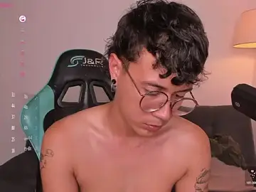 Stripchat Free Porn Cam of LeaneSeb