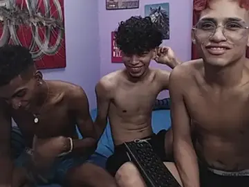 Stripchat Free Porn Cam of fuck_destroy