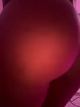 Stripchat Live Porn of izanmiller2001