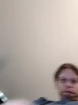 Stripchat Live Sex of Earlybirdgetstheworm@xh