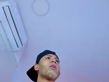 Stripchat Best live sex cam show of B_Wild