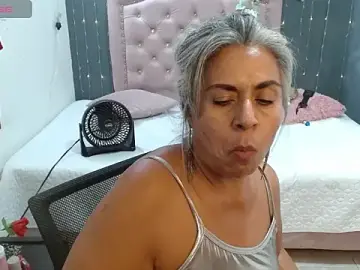 Stripchat Adult Webcams of lalisha_96