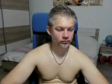 Stripchat Free Porn Cam of RobbyShawz