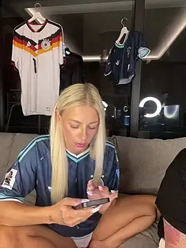Stripchat Sex Chat of SexOnMyLvL