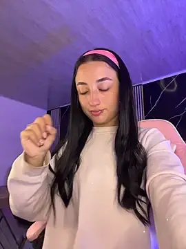 Stripchat Best Webcam of Ady_18