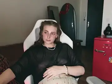 Stripchat Watch Live Sex Cams of Celeste_Off