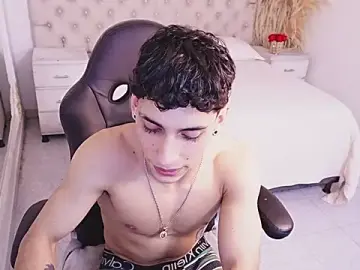 Stripchat Nude Webcam of JhoanLeandro