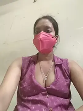 Stripchat Nude Webcam of Aadikibhabhi