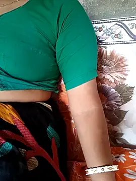 Stripchat Nude Webcam of minadixit17