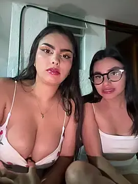 Stripchat Adult Video Chat of Maddy_Rouse_