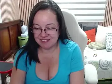 Stripchat Live Sex of Sonialorens_