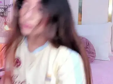 Stripchat Sex Cam of KamilaVegga