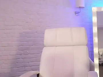 Stripchat Free Porn Cam of Margo_Pearls