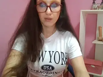 Stripchat Nude Webcam of LolaBoobs
